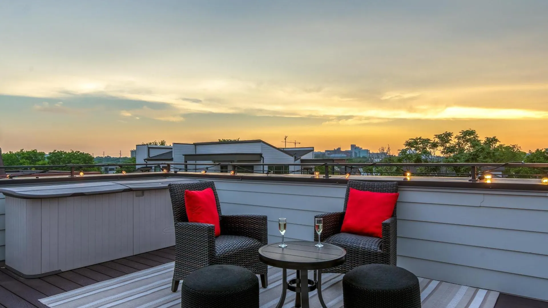 Holiday home Melodic Skyline - Rooftop Views - 5 Mins To Broadway Nashville